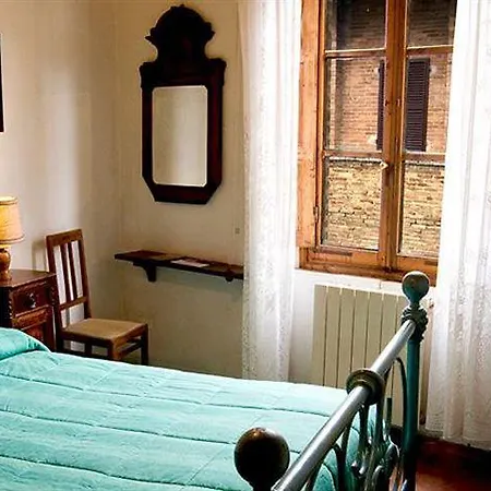 Residenza D'epoca Palazzo Buonaccorsi 3*
