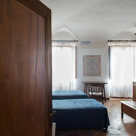 Hotel Residenza D'epoca Palazzo Buonaccorsi 3*