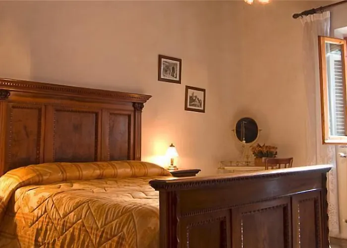Residenza D'epoca Palazzo Buonaccorsi سان جيمينيانو