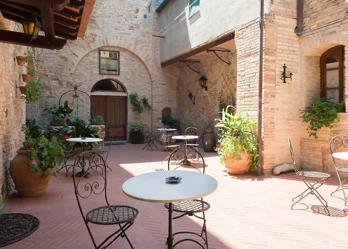 Residenza D'epoca Palazzo Buonaccorsi فندق