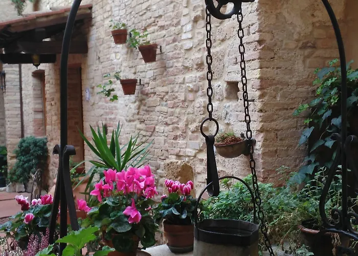 فندق Residenza D'epoca Palazzo Buonaccorsi 3*
